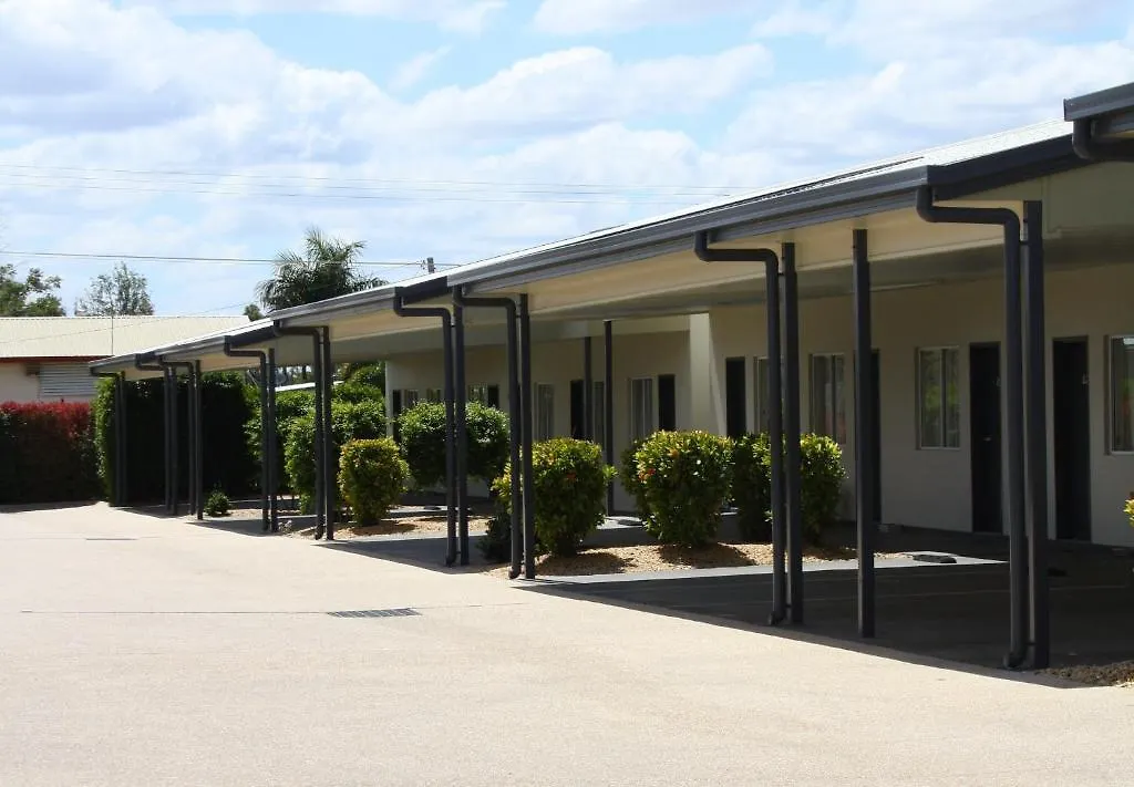 Blackwater Motor Inn 4*,